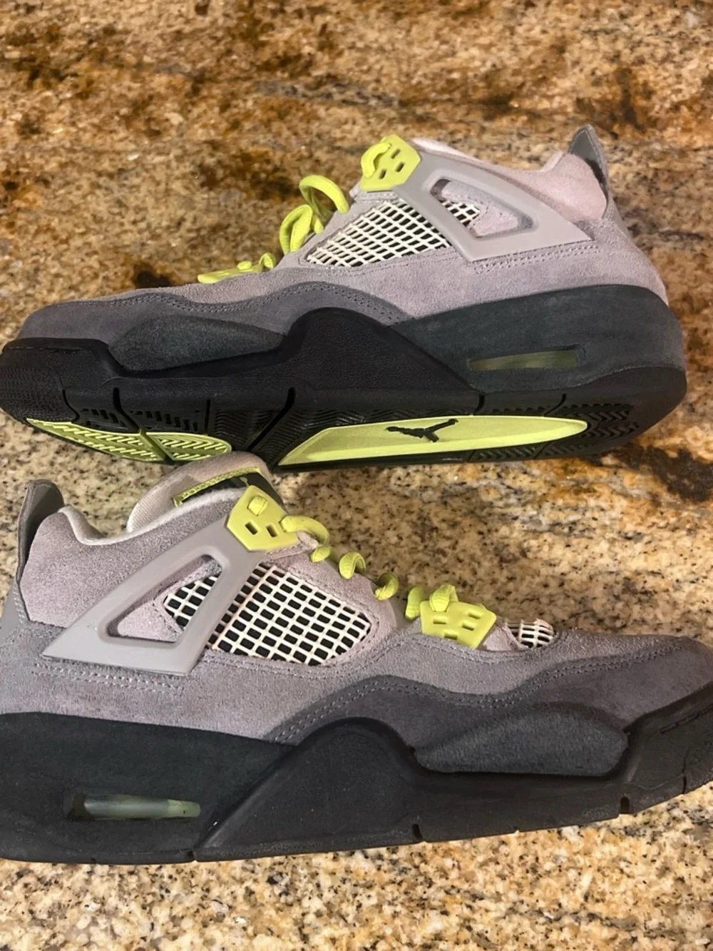 Air Jordan 4 Retro SE Neon 95 GS Size 7Y Grey Volt – No Insoles